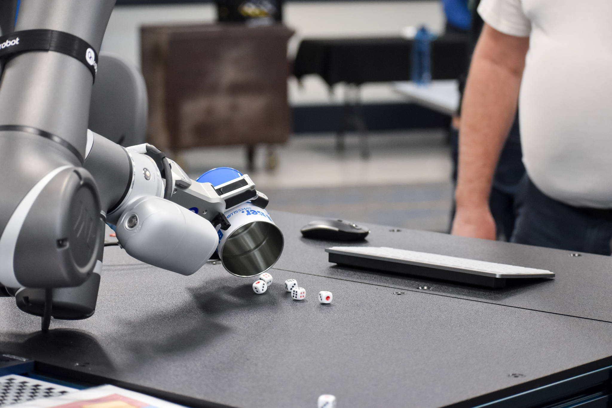 robot arm with dice