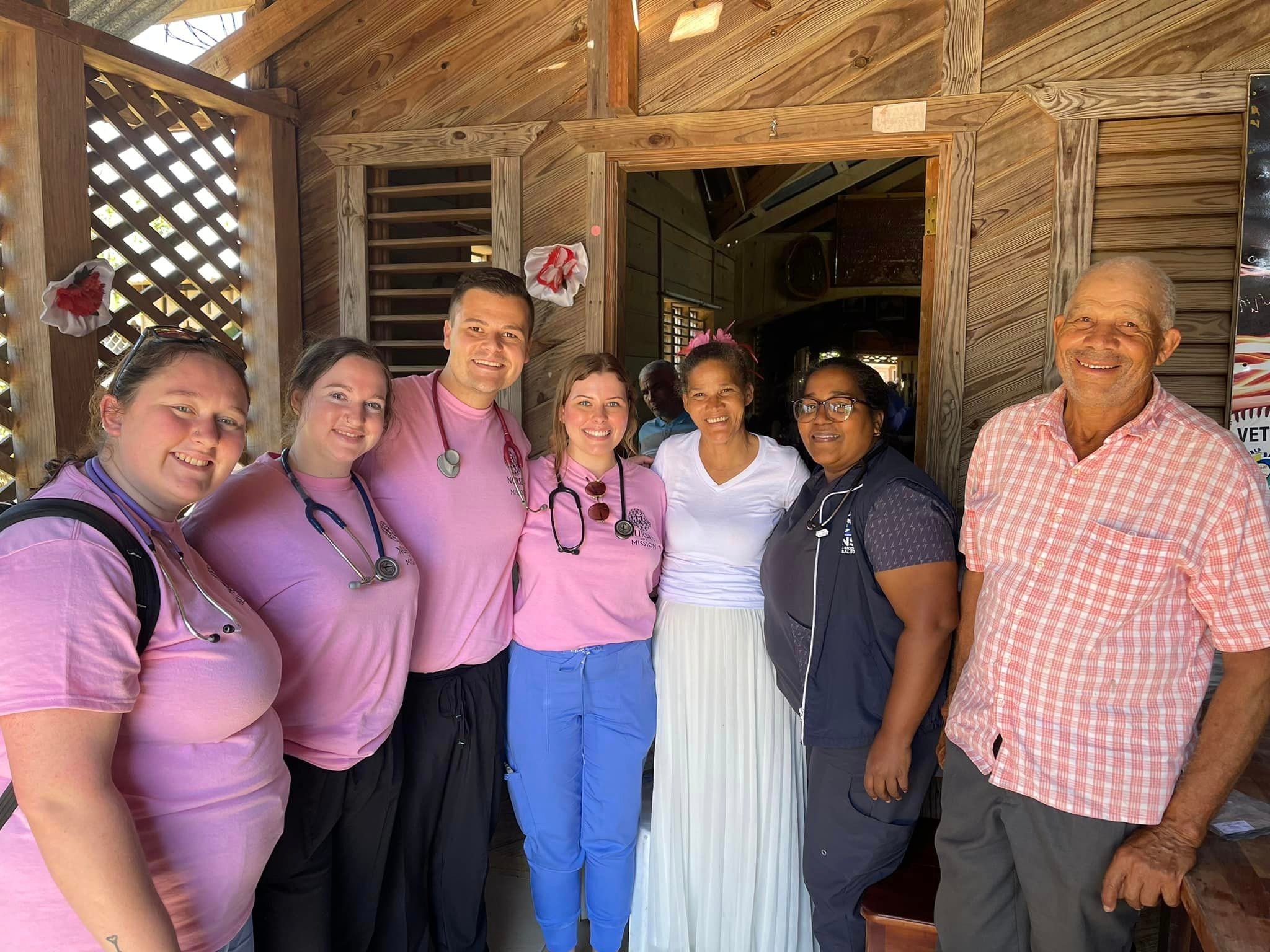VU nursing students, faculty and alumni volunteering during a medical mission trip to the Dominican Republic.